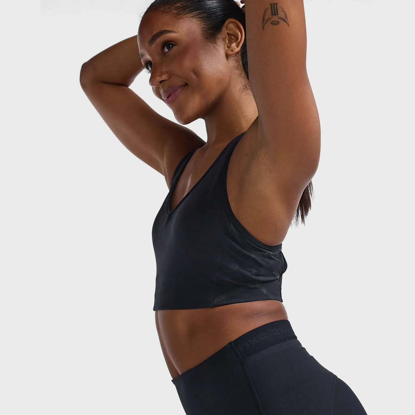 2XU - Motion Racerback Bra - Black/Black