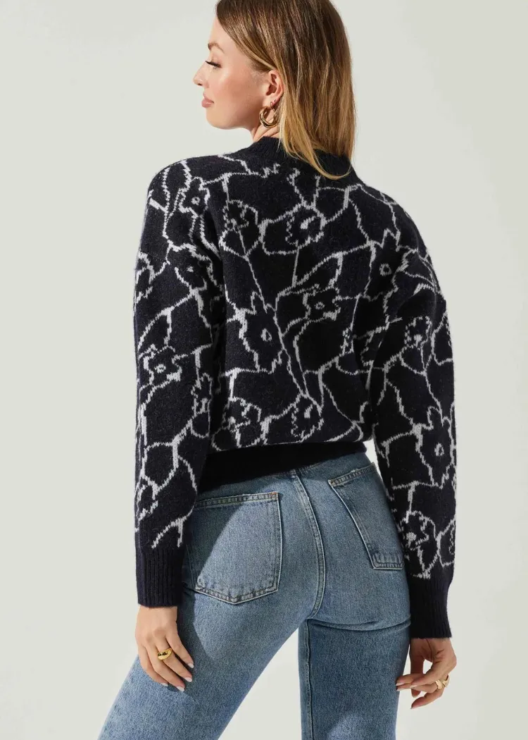 ASTR The Label Saira Sweater-Navy ***FINAL SALE***