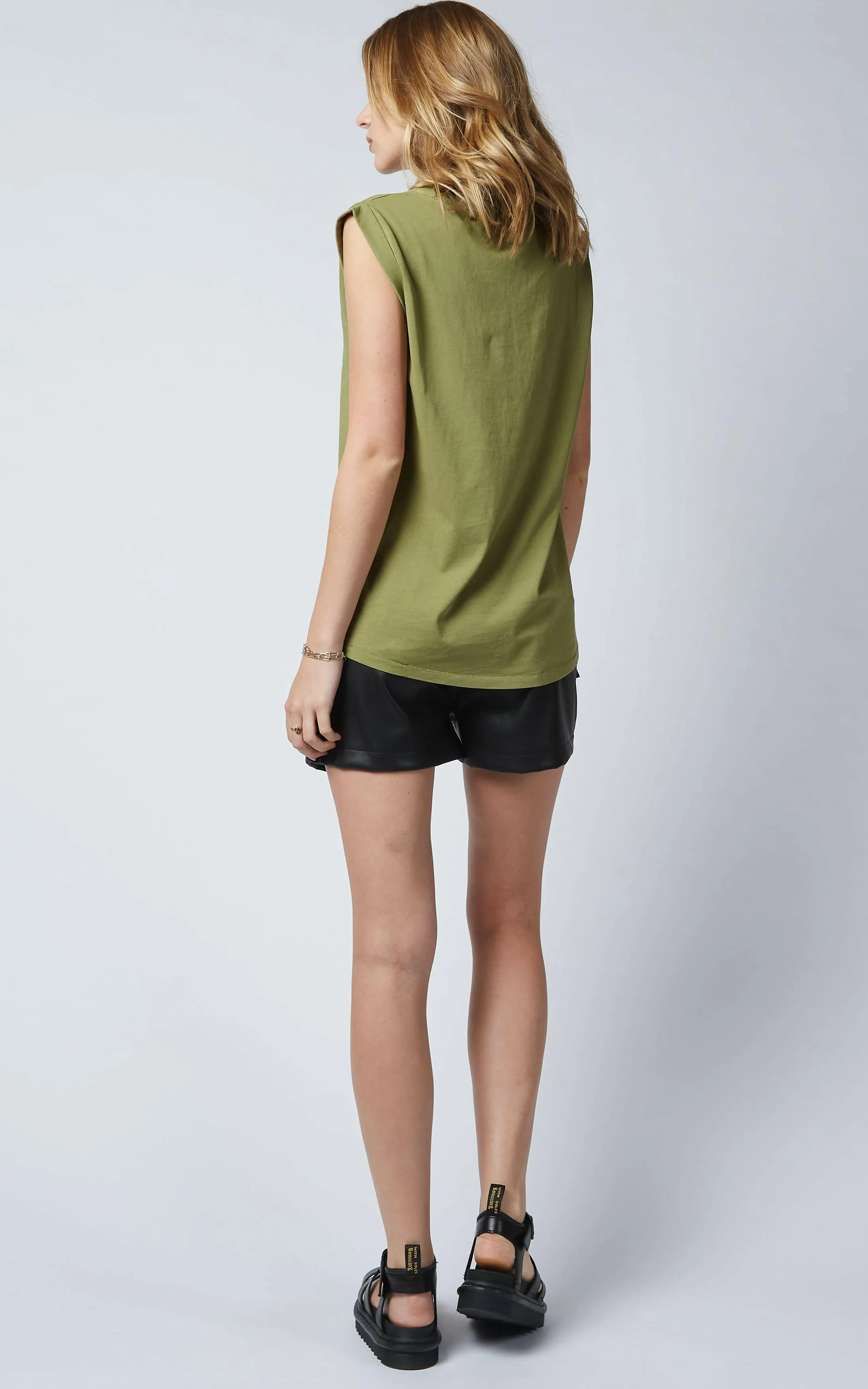 Baggie Khaki Muscle Tee