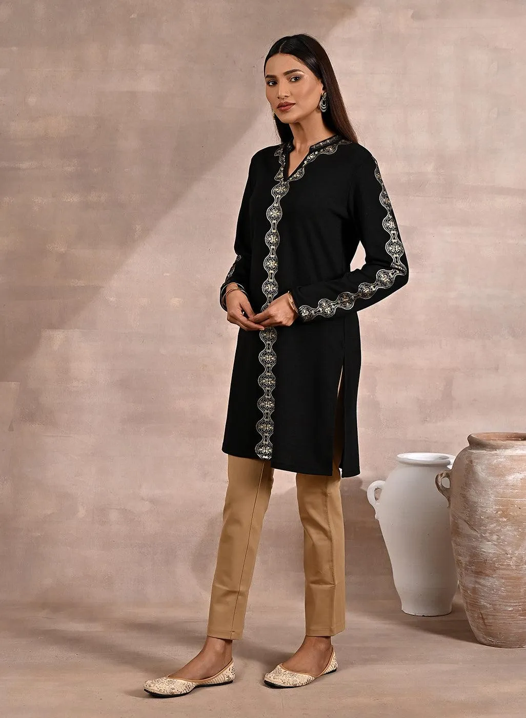 Black Solid Woolen Kurti with Foil Print