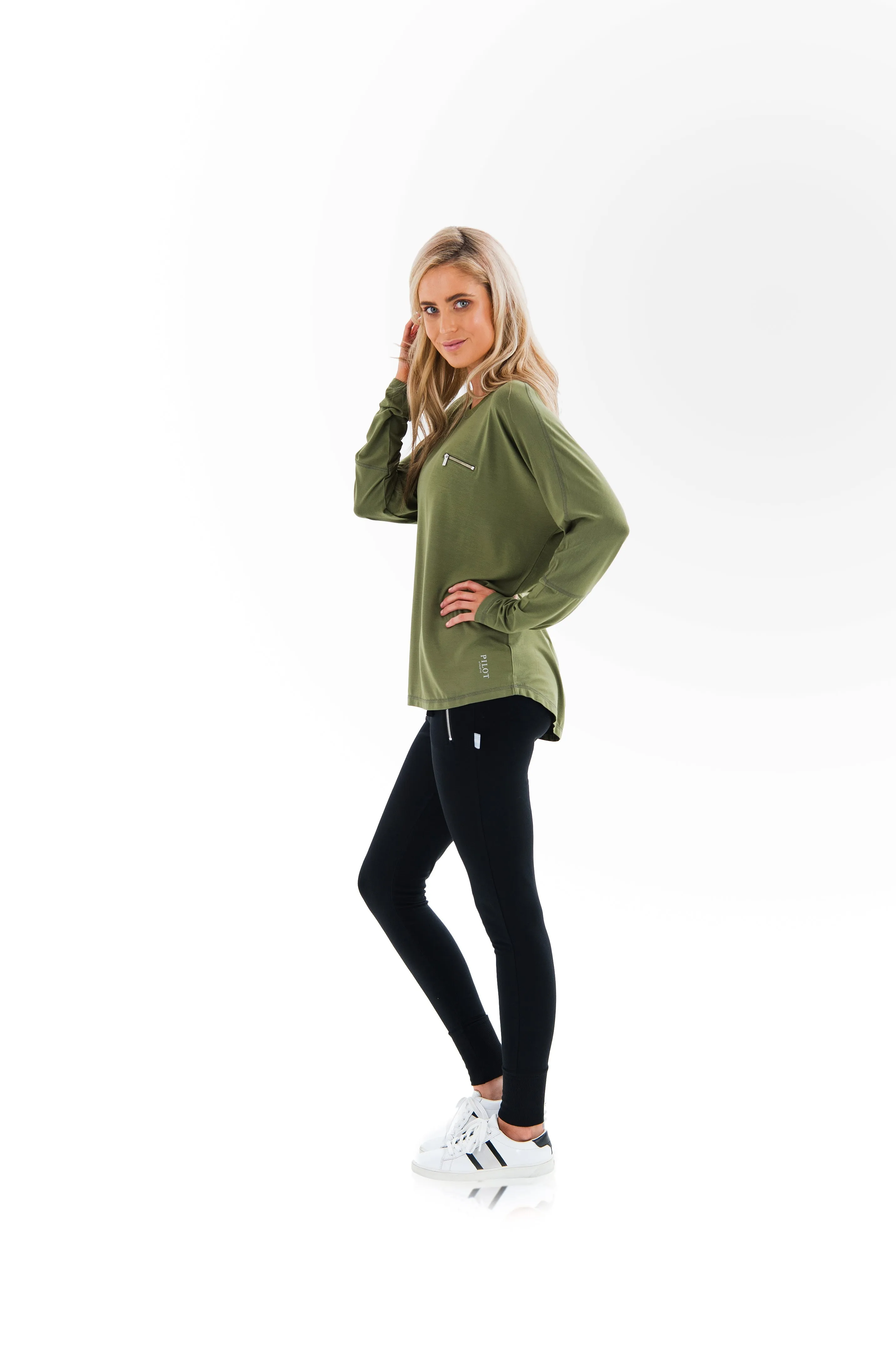 BONNEY LONGSLEEVE BATWING TEE - ARMY GREEN