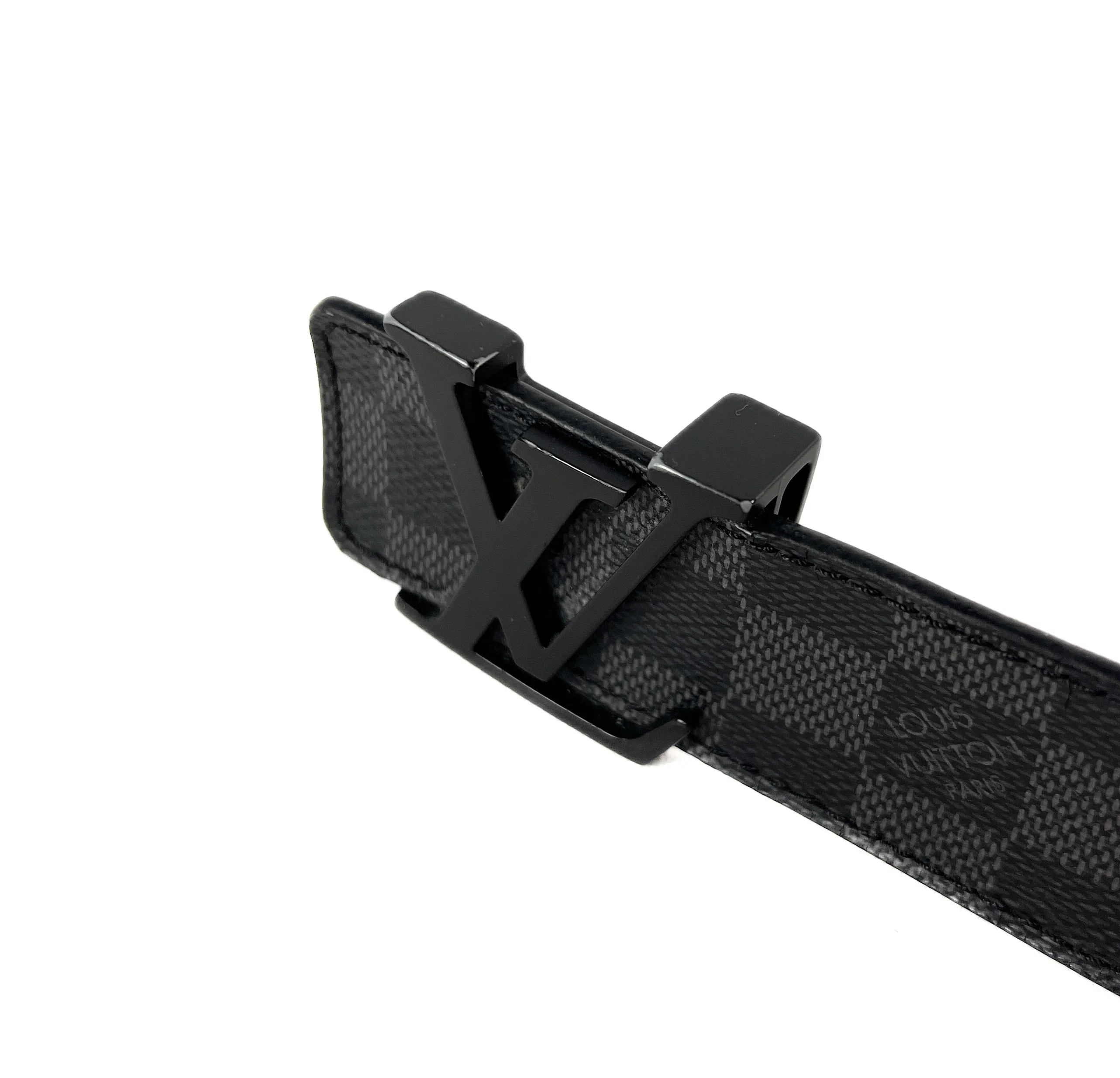 Louis Vuitton damier graphite belt size 95 AC2146