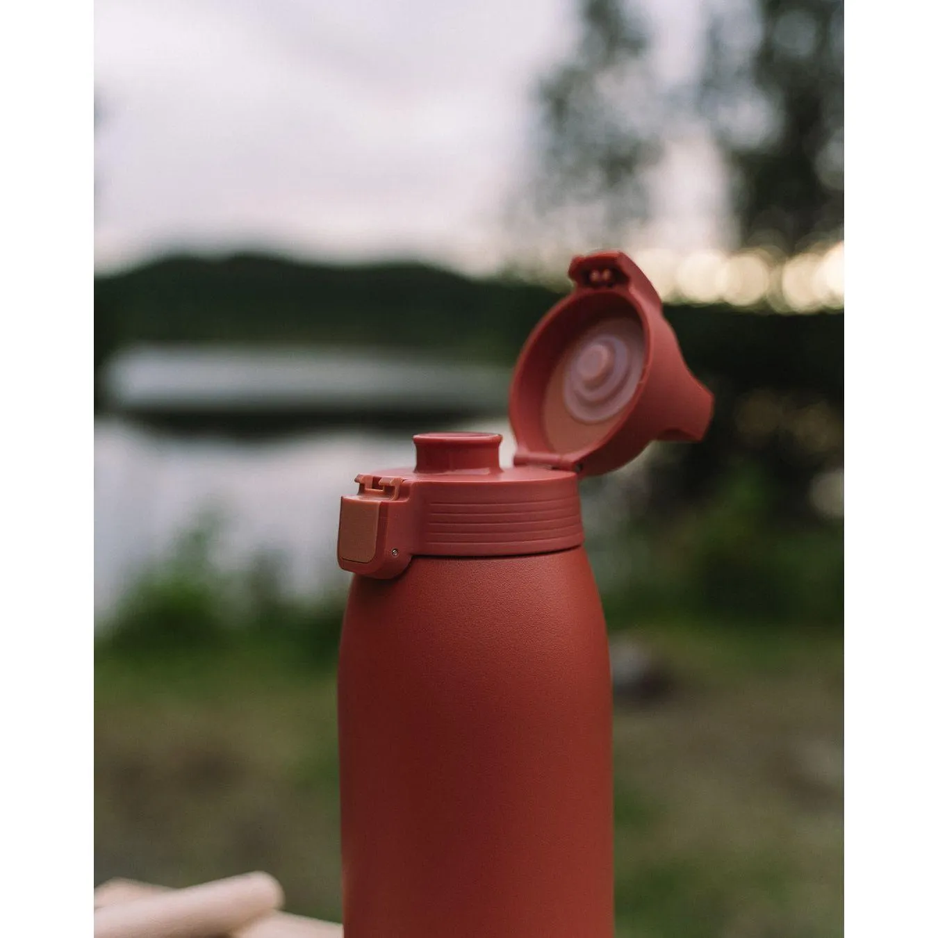 Sigg Water Bottle Shield Therm ONE 1.0L - Eco Red