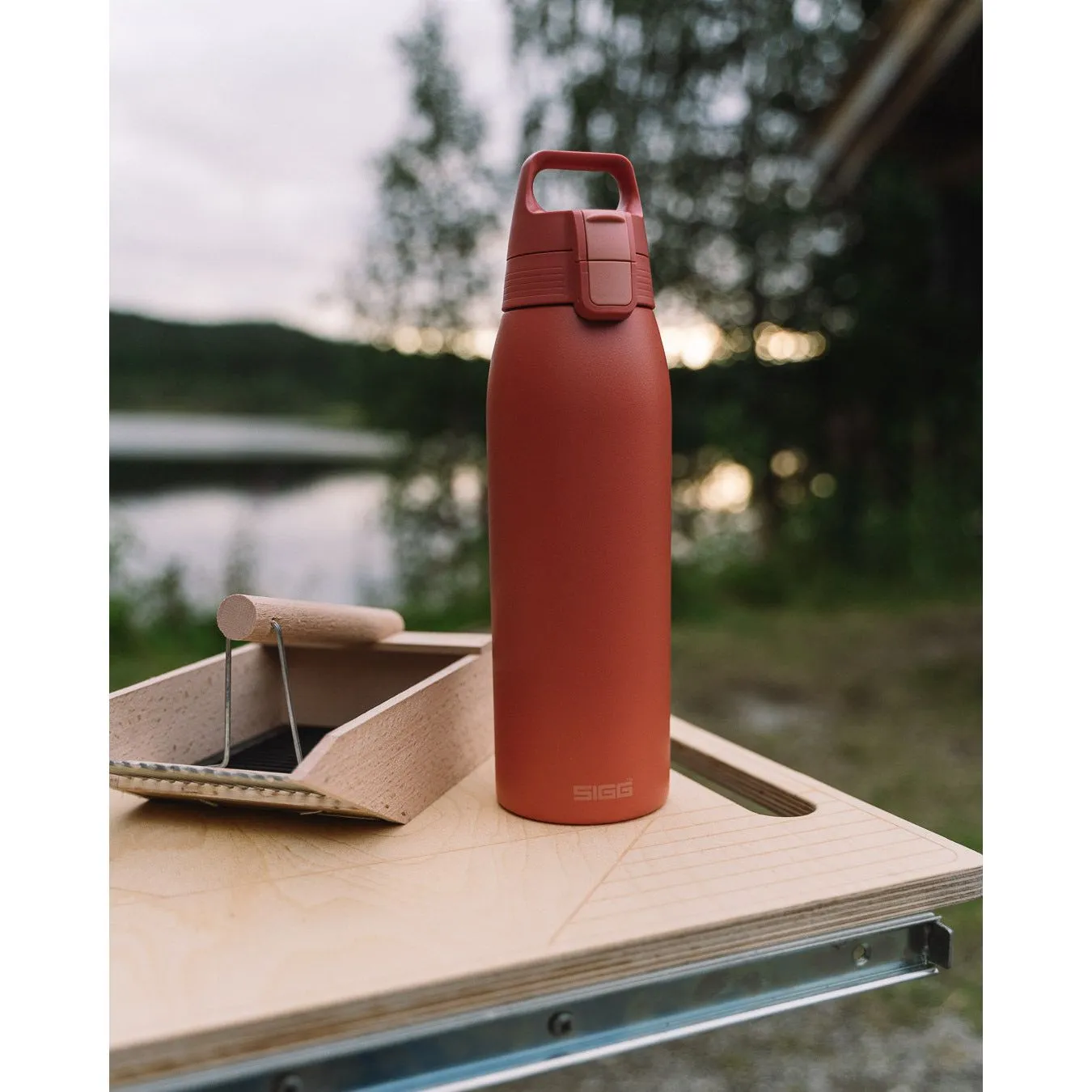 Sigg Water Bottle Shield Therm ONE 1.0L - Eco Red