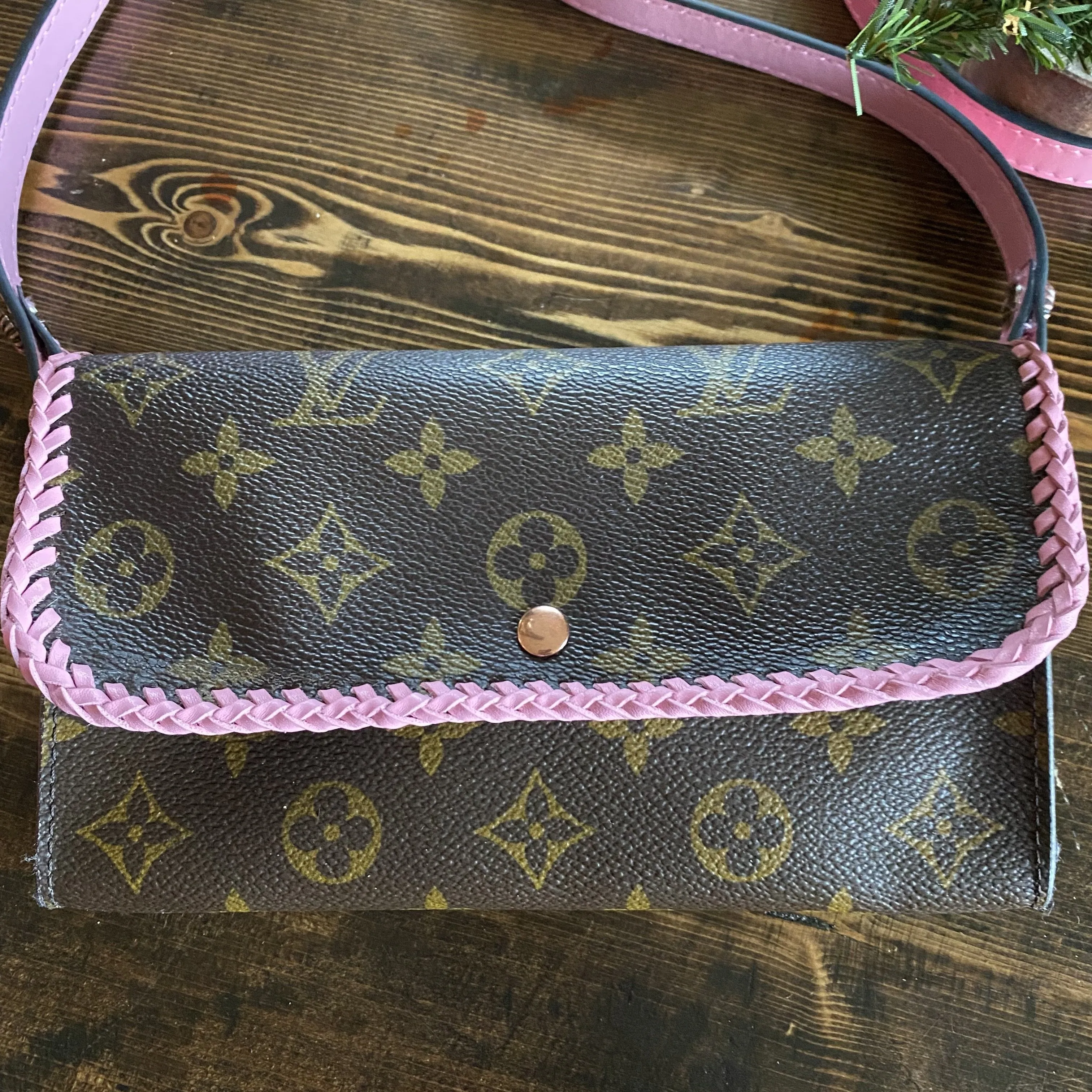 The Junco Crossbody Bag - Vintage Monogram in Pink w/Rose Gold Hardware