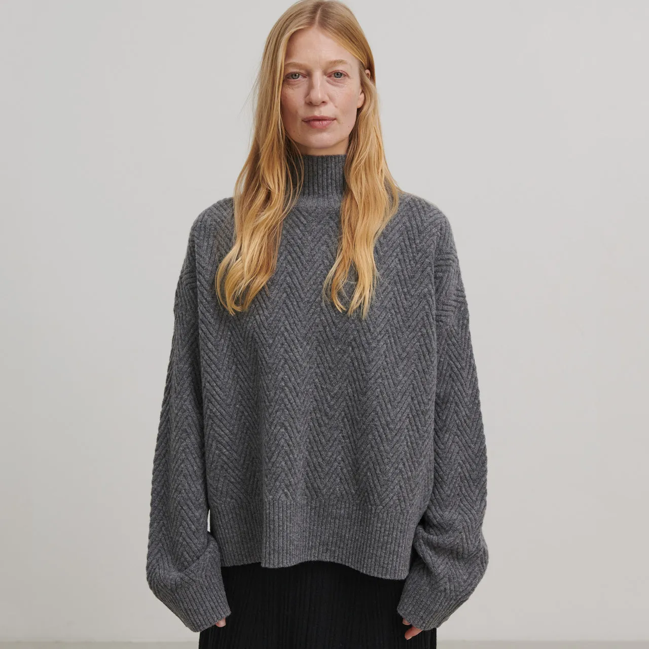 Women's Structure Sweater - 100% Lambswool - Charcoal Melange (S, M, L)